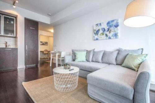 Downtown Suites โตรอนโต ภายนอก รูปภาพ