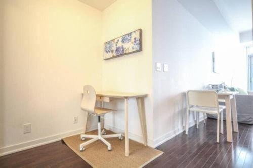 Downtown Suites โตรอนโต ภายนอก รูปภาพ